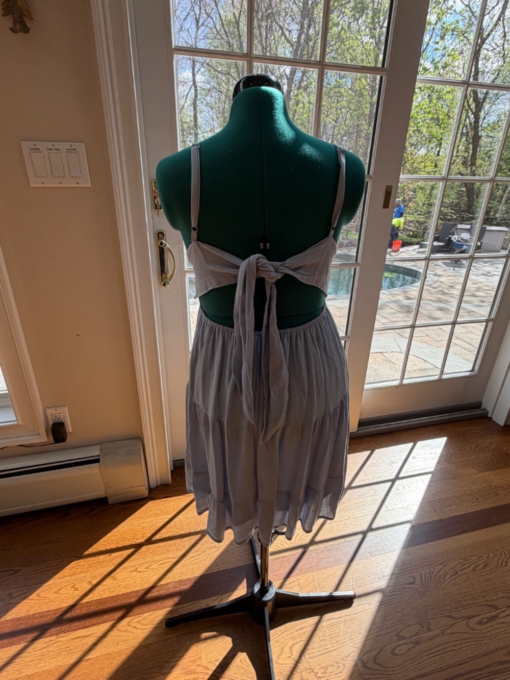 Windsor Let It Flow V-Neck Skater Dress in light blue Size Small - Picture 3 of 9
